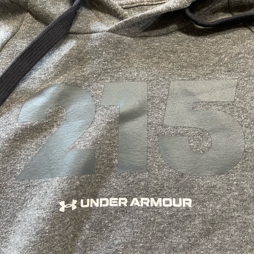 Mens hooded UnderArmour sweatshirt
